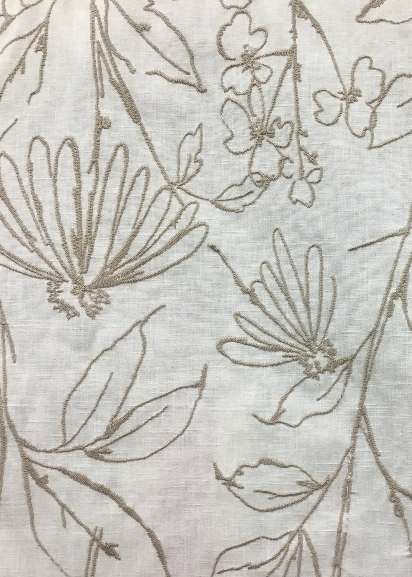 18695 Daisy 196 Linen